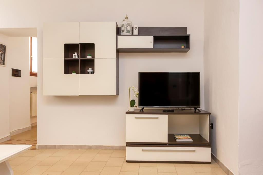 Casa Nicole Self Check-In Villa Albizzate Eksteriør billede