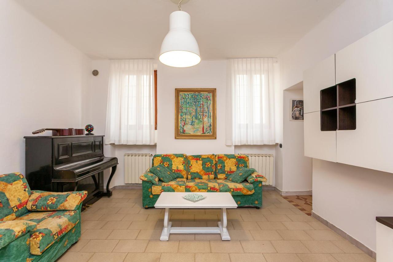 Casa Nicole Self Check-In Villa Albizzate Eksteriør billede